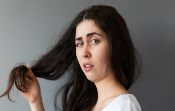 How to keep hair strong and frizz-free in the rain